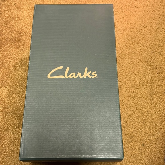 Clarks shoes - Picture 2 of 10